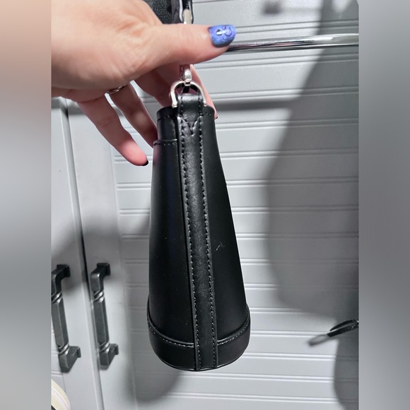 Kate Spade Audrey Mini Crossbody Bucket Bag KISS TURN LOCK MSRP: $329 NWT - Picture 12 of 14